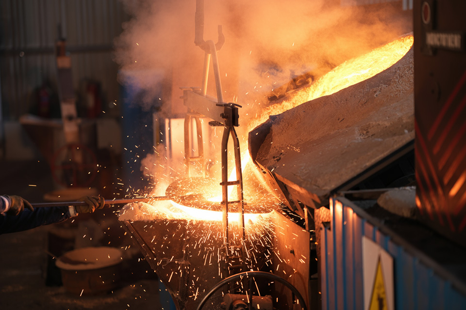 کوره ذوب القایی